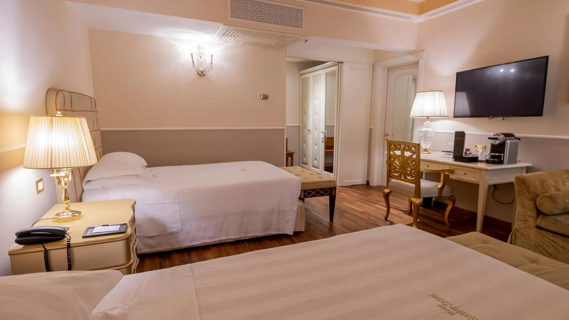 Golden Tower Hotel&Spa Firenze Hotel